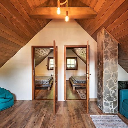 Drevenica Na Kraji Sveta Villa Osturna Екстериор снимка